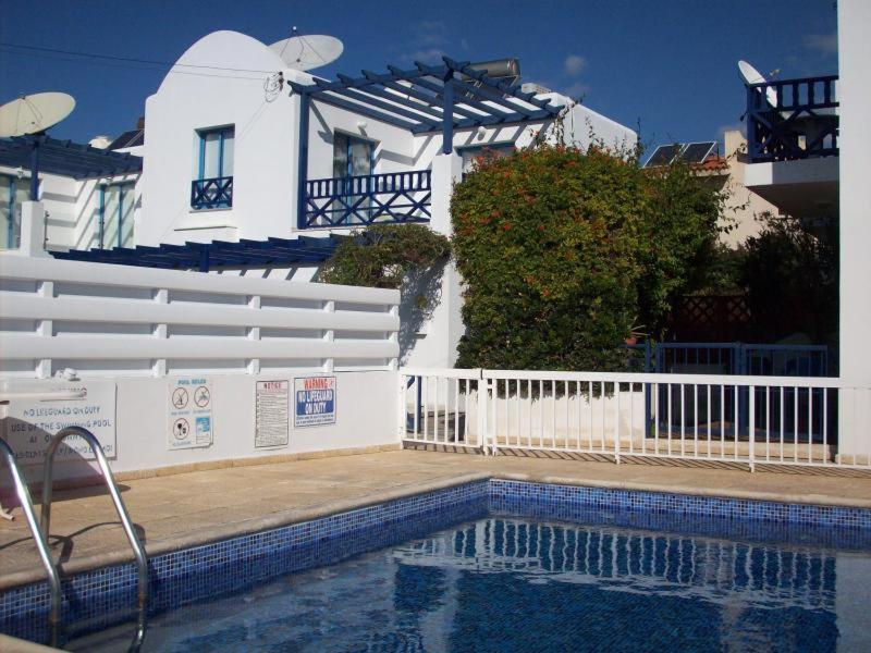 דירות Paphos Central Gem - 10 Min Walk To The Sea, Harbor And Mall מראה חיצוני תמונה