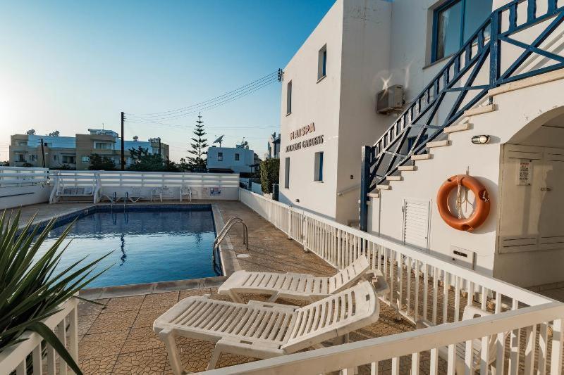 דירות Paphos Central Gem - 10 Min Walk To The Sea, Harbor And Mall מראה חיצוני תמונה