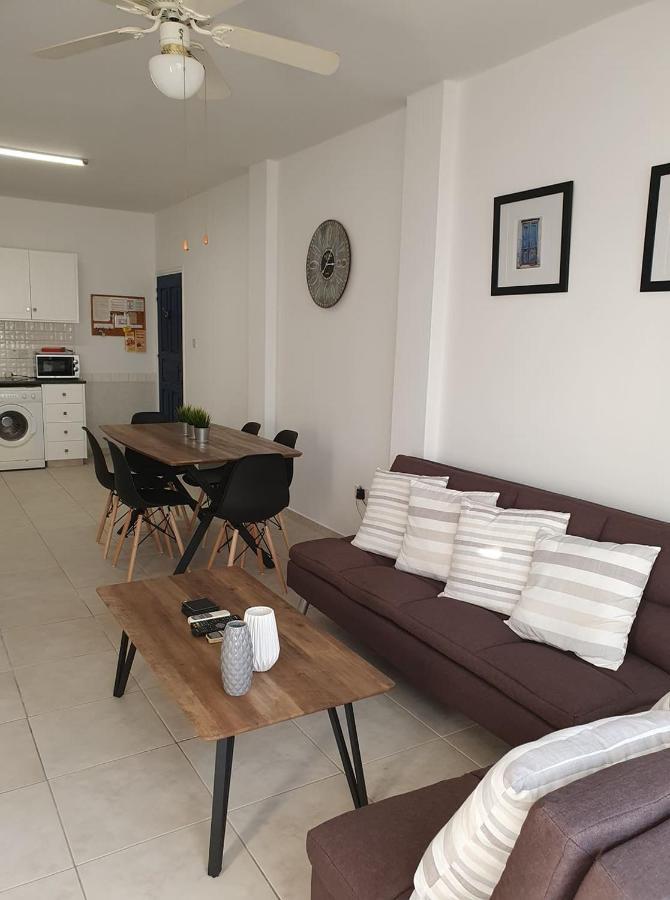דירות Paphos Central Gem - 10 Min Walk To The Sea, Harbor And Mall מראה חיצוני תמונה